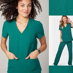 Figs Scrubs Set 💚 Hunter Green Casma & Kade